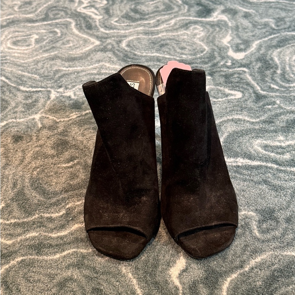 Steve Madden Black Suede Peep Toe Heels